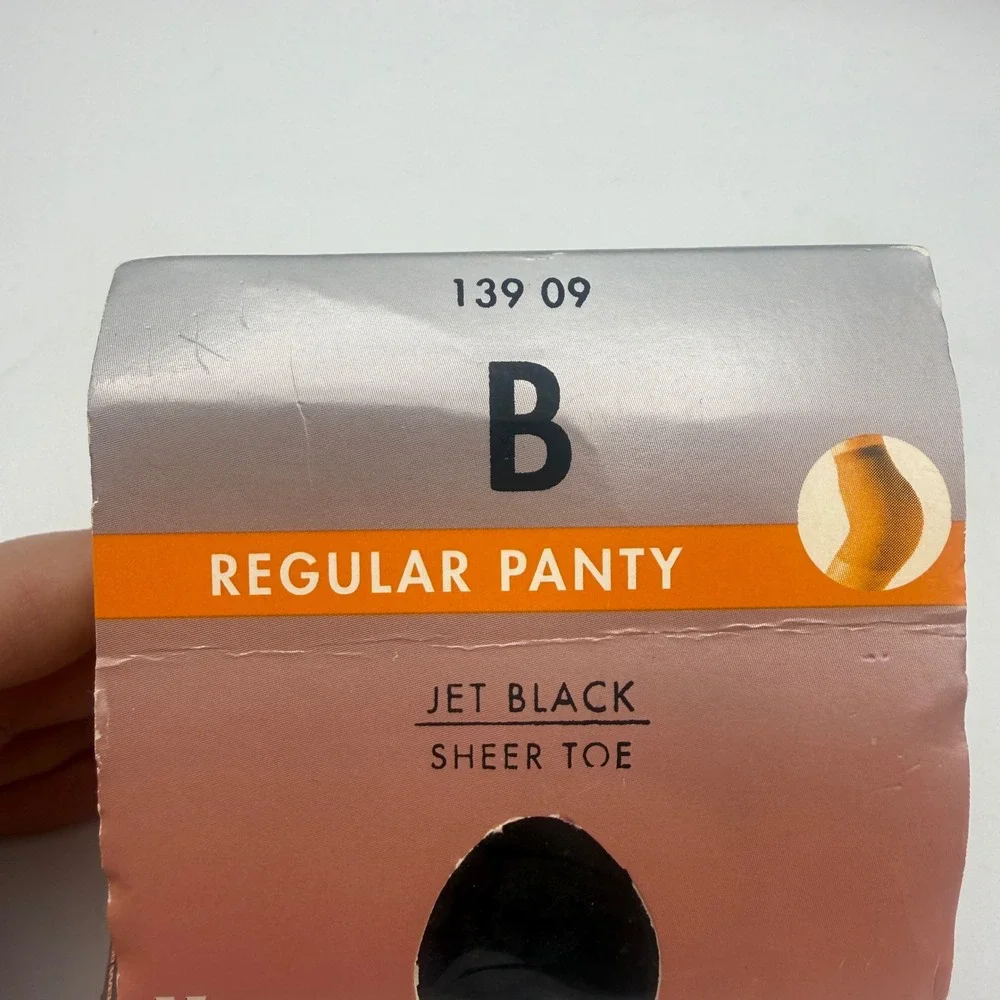 L'eggs Day Sheer Pantyhose Women Size B Jet Black Regular Panty Sheer Toe 139 09